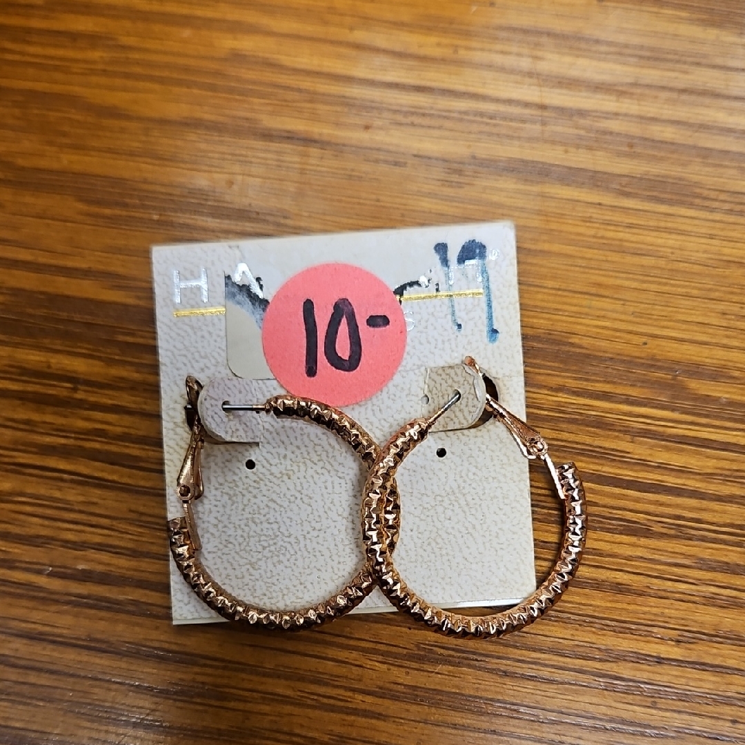 Hannah Rose Gold Textured Hoop Earrings 10$